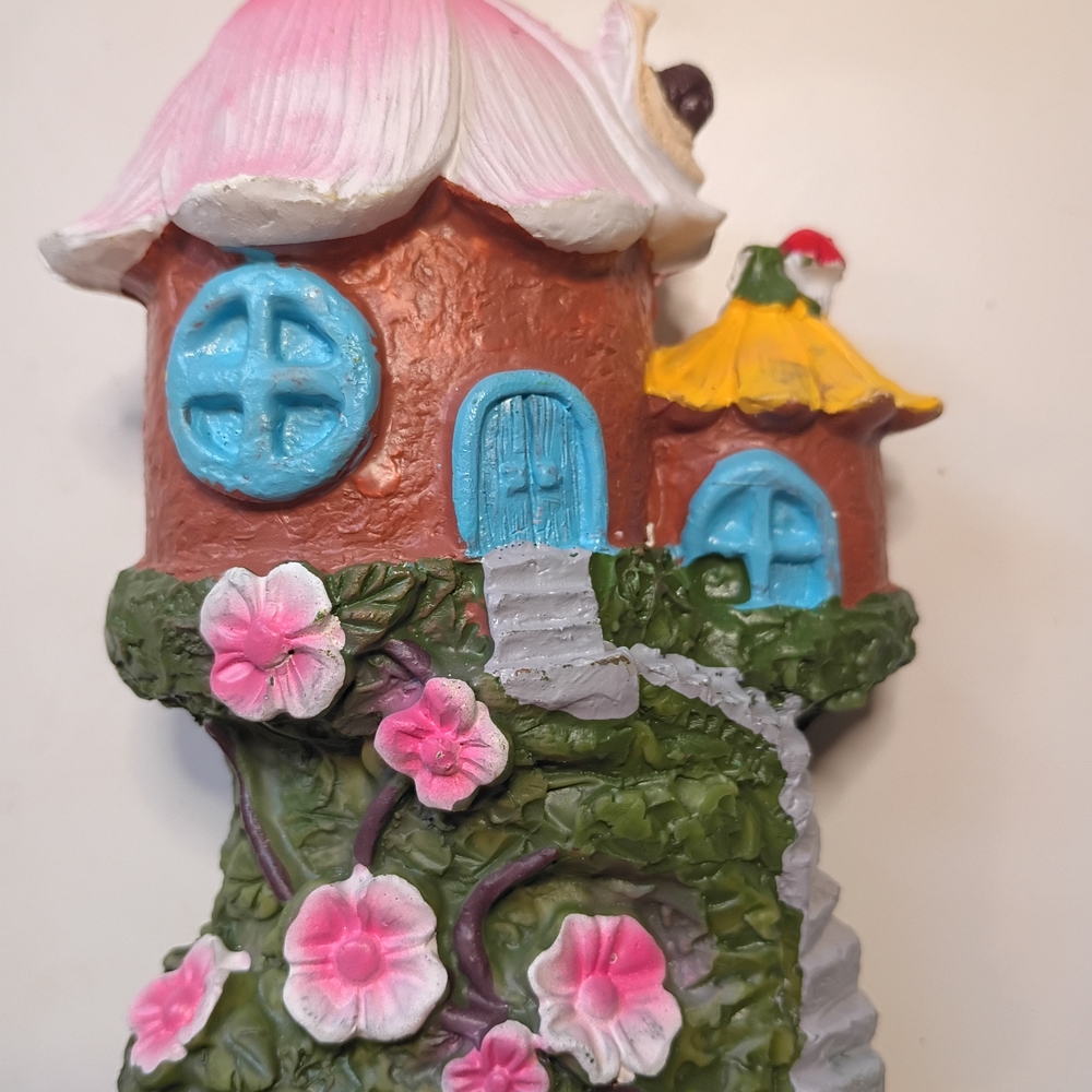4 Colorful Fairy Garden Houses 5" New No Tags